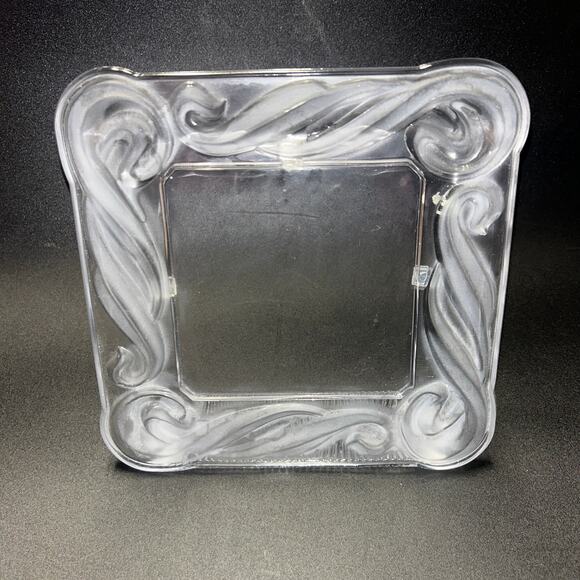 Fifth Avenue Crystal Glassware Frosted Glass Picture Photo Frame - Picture 1 of 8